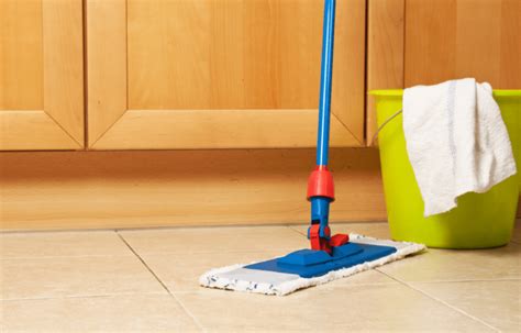 A Guide on Top 7 Best Wet Mop for Tile Floors Reviews in 2022