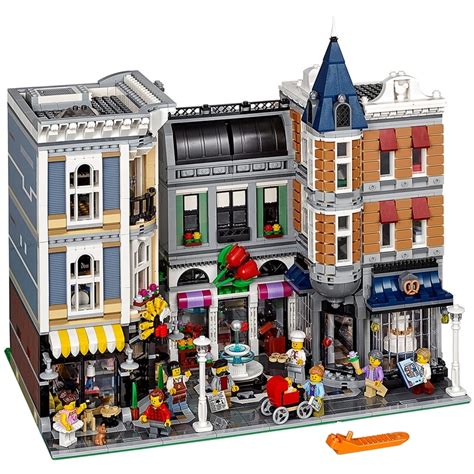 Buy LEGO® Assembly Square 10255 Set for Adults | LEGO UAE