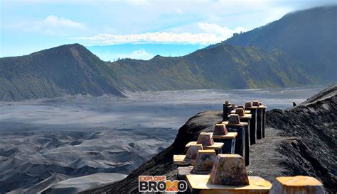 Kawah Bromo: Gunung Api di Kaldera Tengger Yang Masih Aktif Saat Ini ...