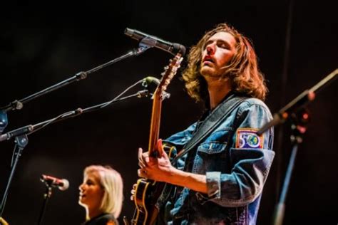 15 Best Hozier Love Songs (For Any Occasion)