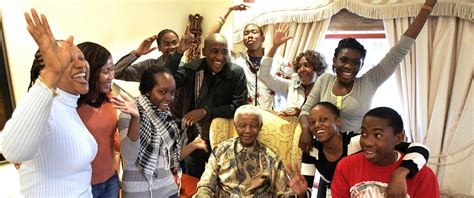 Nelson Mandela, Family Man: Daughter, Grandchildren Describe Mandela's ...