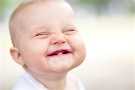 When do babies smile? - baby's smiling blog