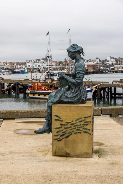 Premium Photo | Bridlington harbour