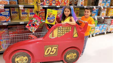 Heidi and Zidane goes Grocery Shopping at the Food Store