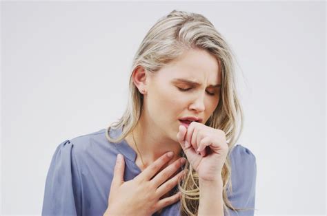 How to quickly get rid of cough with phlegm, check out this explanation ...