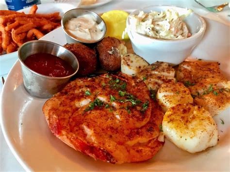 Hank's Seafood in Charleston, SC - Ranked at the Top for 17 Straight ...