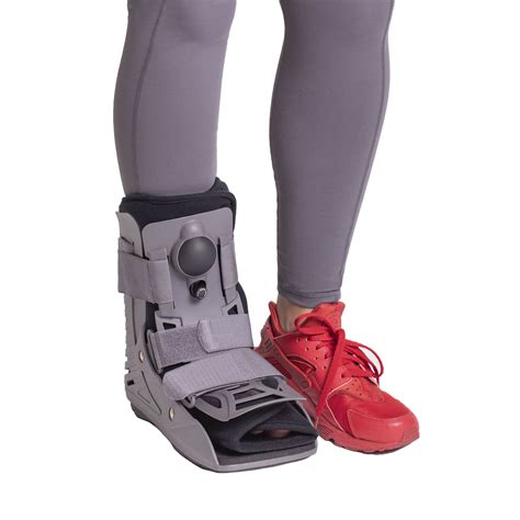 Buy Brace Align Ultra Light Short Full Shell Walking Boot- Air Cast for ...