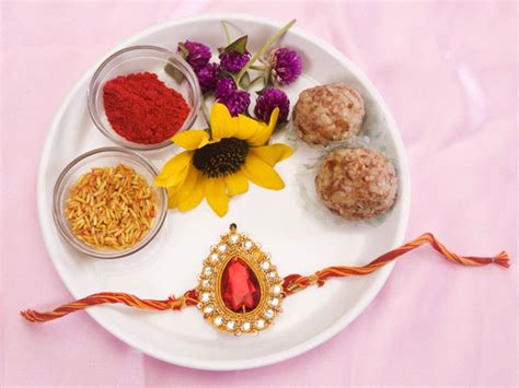 Simple Ideas To Make Rakhi For Your Brother - Boldsky.com