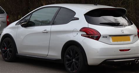 Peugeot 208 GTi Best Mods & Upgrades | Motoring Den