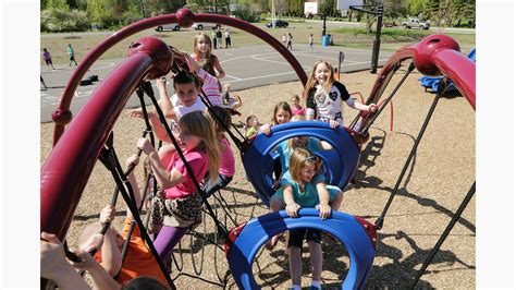 Annandale Elementary School - School Playground