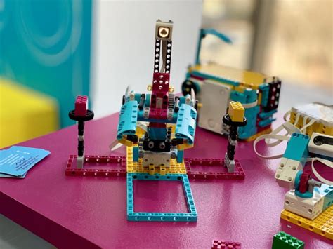 LEGO Education Spike Prime is a STEM toy that combines bricks with ...