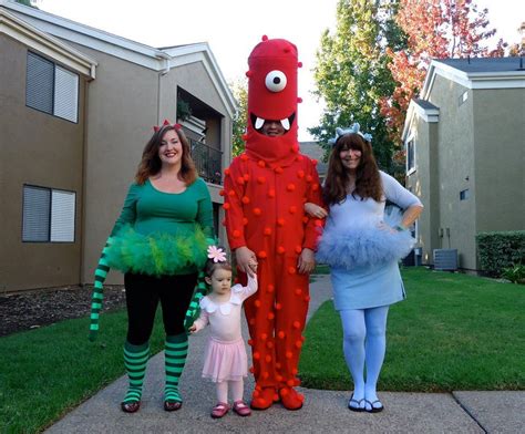 Yo Gabba Gabba Halloween costumes | Family halloween costumes, Geek ...