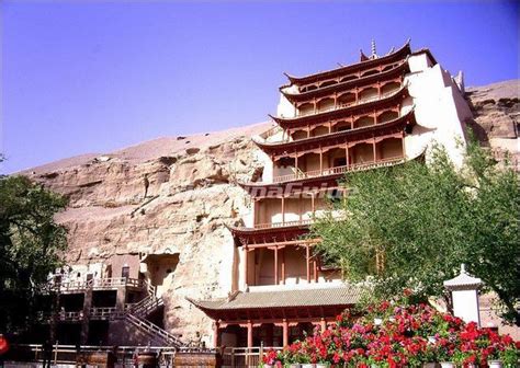 Mogao Caves Building - Dunhuang Caves Photos, Pictures of Mogao Caves ...