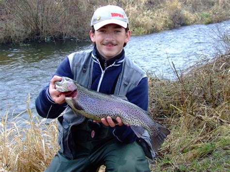 Fishing in Poland - spinning, casting and flyfishing: April 2011