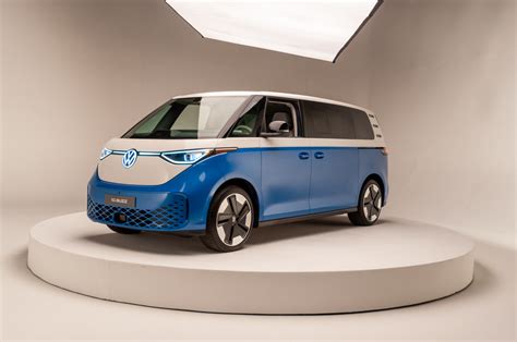 2025 VW ID.Buzz electric van gets 3 rows, AWD in US version | Flipboard