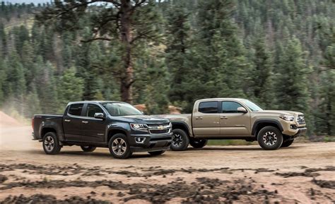 2015 Chevrolet Colorado LT Crew Cab 4WD vs. 2016 Toyota Tacoma TRD Off ...