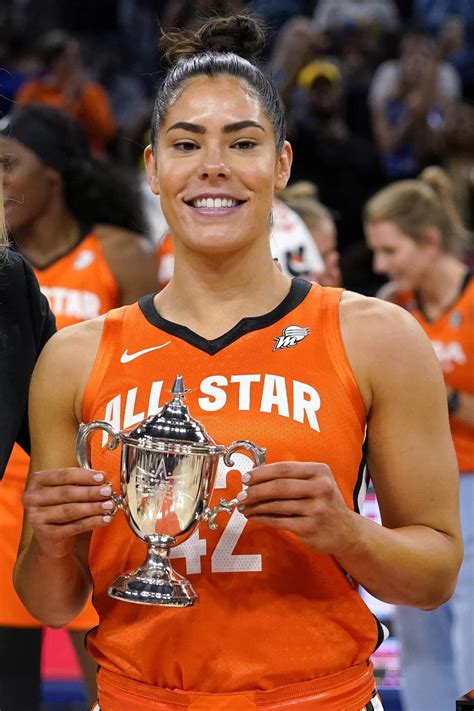 WNBA All-Star : Kelsey Plum MVP victorieuse avec la team Wilson