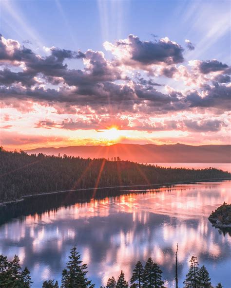 Sunrise over Lake Tahoe, California. (5000x4000) Beautiful Sunset ...