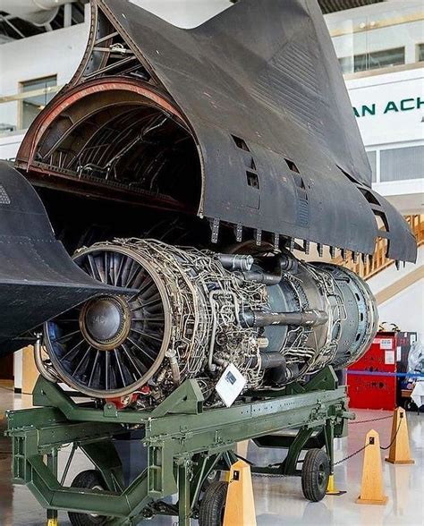 . SR-71 Blackbird Engine Credi | Lockheed sr 71, Lockheed sr-71 ...