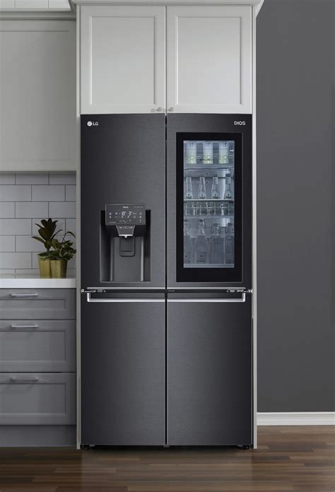 LG to Unveil Newly Designed InstaView Refrigerators at CES 2021