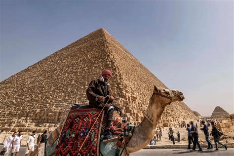 Egypt Unveils Newly Discovered Chamber Inside Great Pyramid of Giza ...