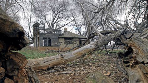 How Skinwalker Ranch Became a Hotbed of Paranormal Activity | HISTORY