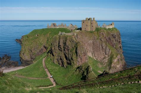 Dunnottar Castle, A Ravishing Legend - Traveling Savage