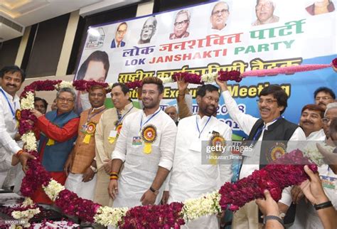 Union Minister and Lok Janshakti Party leaders Ram Vilas paswan ...