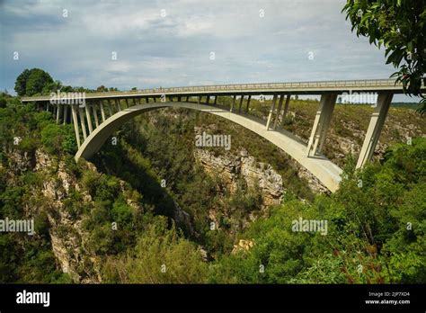 A full view of Bloukrans Bridge in South Africa Stock Photo - Alamy