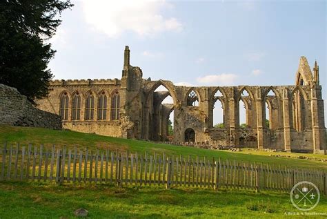 Saturday Snaps #9 - Ruins of Bolton Abbey