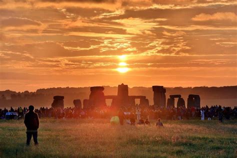 Summer Solstice 2025 Stonehenge Sunrise Time - Inez Callihan