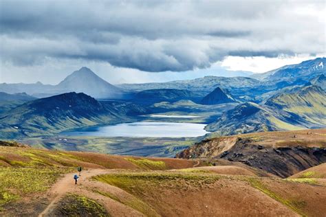 Hiking in Landmannalaugar | Hiking Routes - Iceland Travel Guide