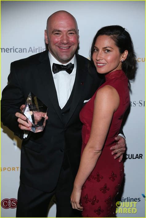 Olivia Munn Presents Award to Dana White at Sports Spec Gala: Photo ...