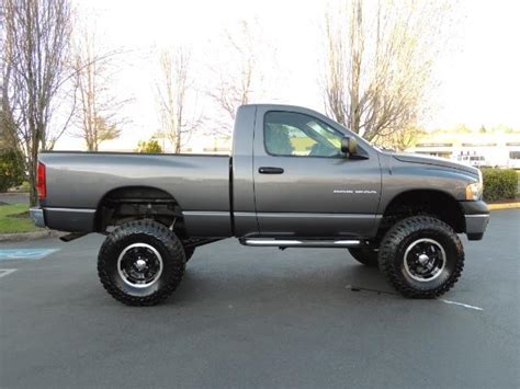 2003 Dodge Ram 1500 4X4 / Regular Cab / Low Miles / LIFTED