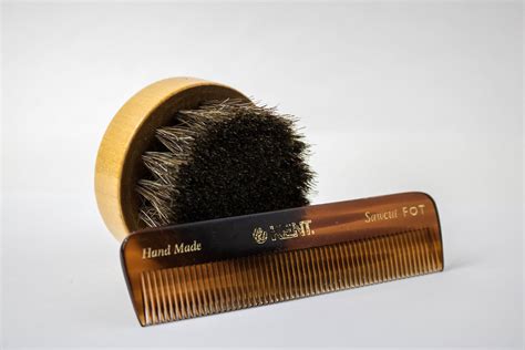 Beard Comb vs Brush | Free to use for any purposes. However,… | Flickr