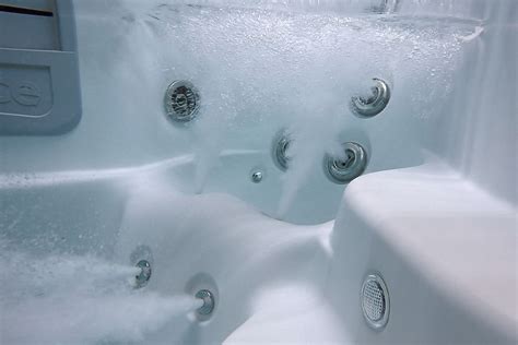 An In-Depth Guide to Hot Tub Jets | Great Bay Spa & Sauna