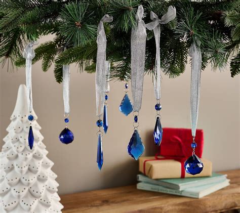 VALERIE PARR HILL Set Of 8 Faceted Glass Ornaments Valerie - One-color ...