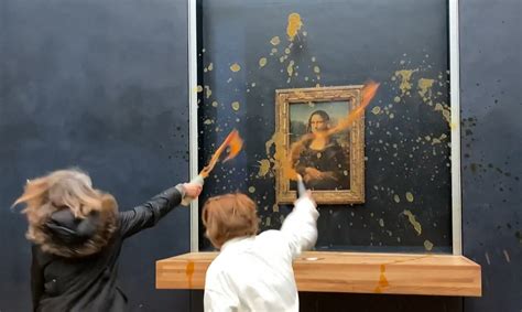 Mona Lisa Splattered With Pumpkin Soup by Protesters in Paris | Vanity Fair