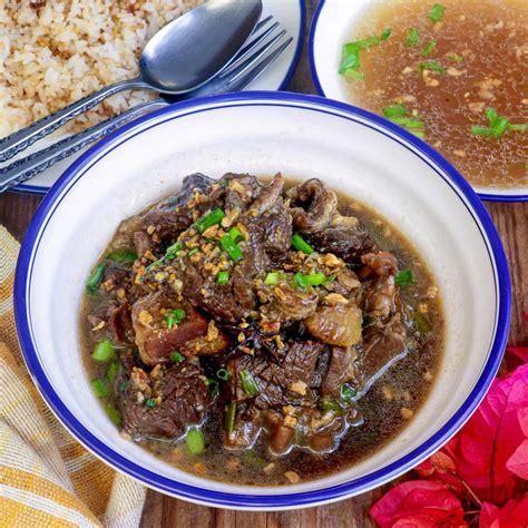 Beef Pares - so tender and flavorful! (with video instructions) - Foxy ...