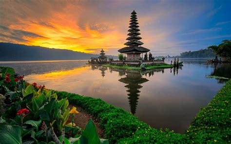 Download wallpapers Pura Ulun Danu Bratan Temple, Hindu temple, sunset ...