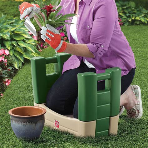 Step2 Garden Kneeler Seat - Durable Plastic Gardening Stool with ...