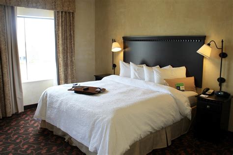 HAMPTON INN & SUITES DALLAS-ARLINGTON NORTH-ENTERTAINMENT DISTRICT ...