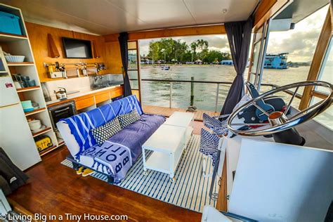 Life On The Water In A Tiny House Boat | Living Big In A Tiny House ...