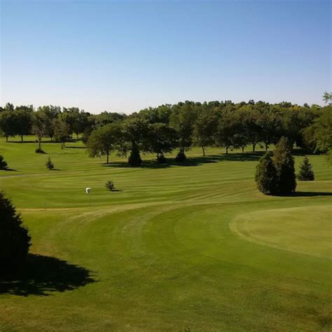 Forest Golf Club and Inn Lambton Shores, Ontario, CA - Reservations.com