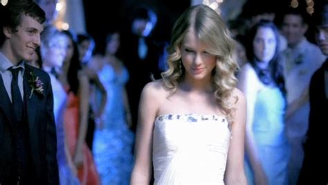 Taylor Swift - You Belong With Me [Music Video] - Taylor Swift Image ...