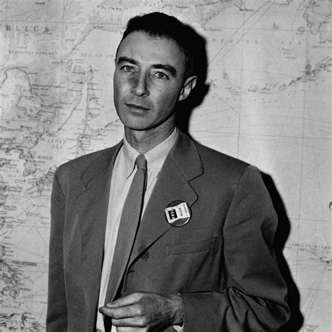 J. Robert Oppenheimer Facts, Atomic Bomb & Significance