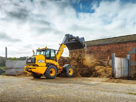 JCB TM320 AGRI | Articulated Telescopic Handler | JCB.com