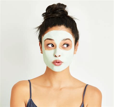 3 Easy Face Mask Recipes You Can Make At Home With Ingredients In Your ...