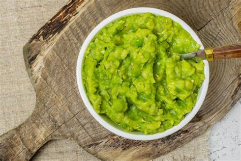 Traditional British Mushy Peas Recipe