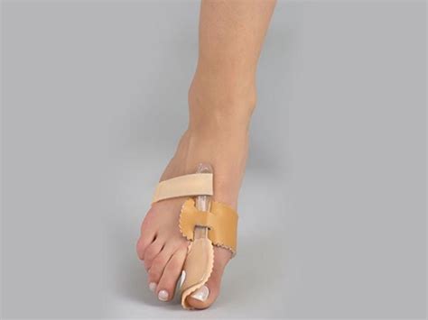 Best Bunion Corrector - Savvy About Shoes